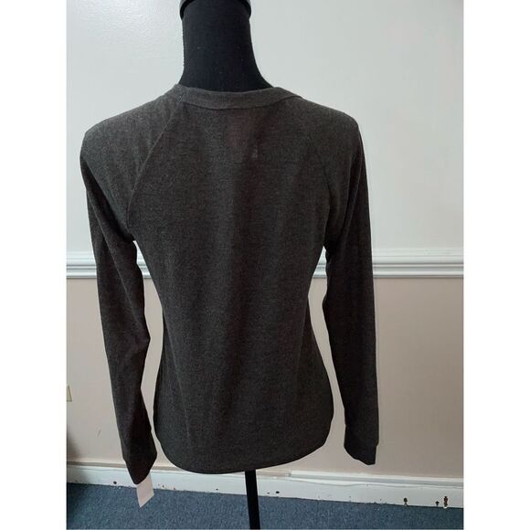 NWT Disney Mickey Mouse Grey Long Sleeve Tee-Medium - Picture 4 of 5